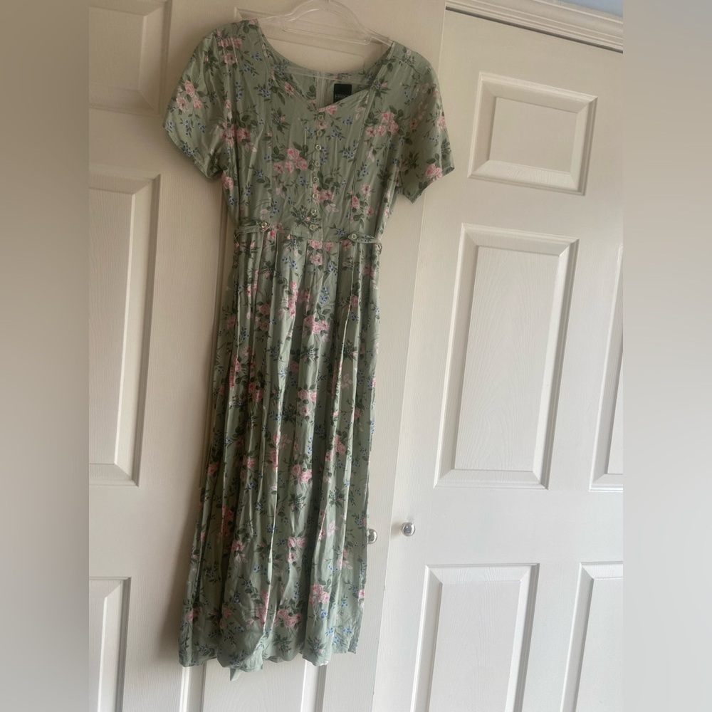 Erika Pastel Green Floral Maxi Dress